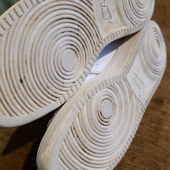 Nike Court Low White and Gray Sneakers with Pink Accents - Picture 7 of 7